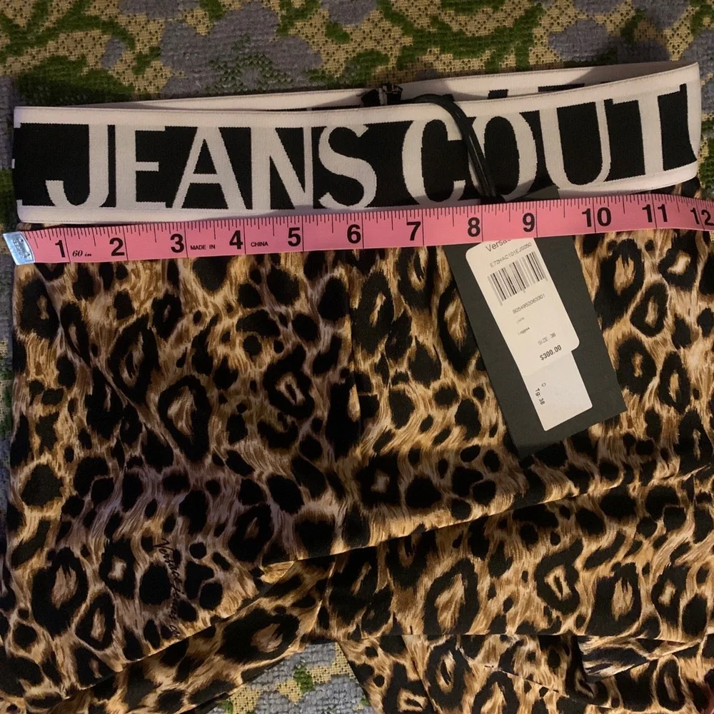 Versace Jeans Couture NWTs leopard leggings size 38 womens - Picture 5 of 12